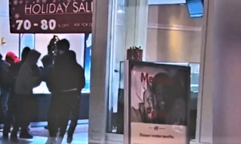 Masked thieves target Northridge businesses in smash-and-grab burglaries